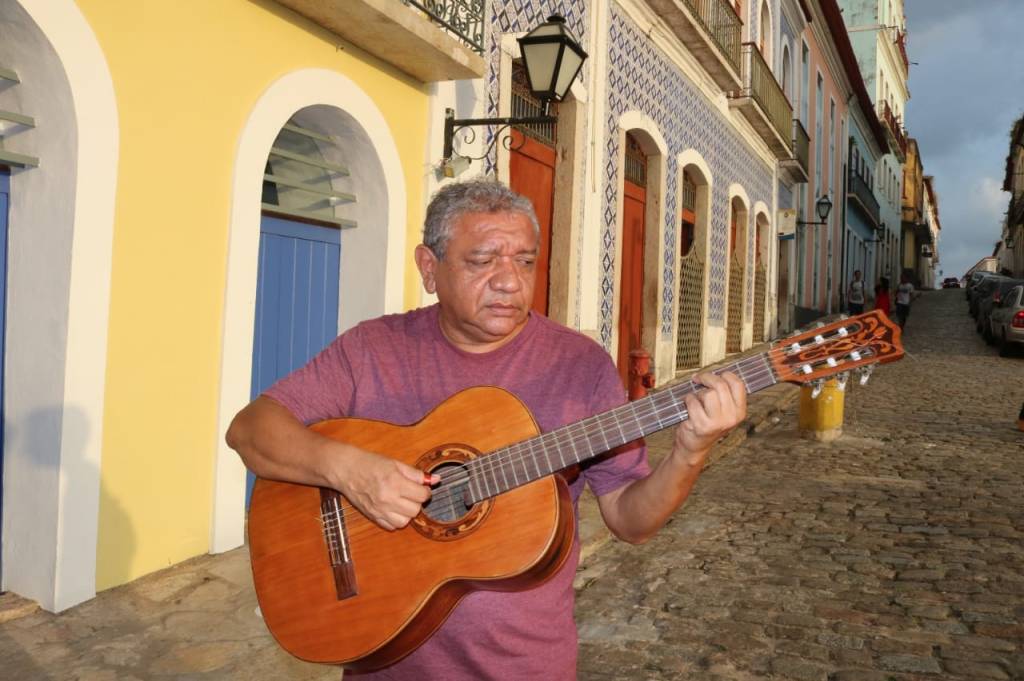 Hoje: Zeca do Cavaco canta Lupicínio Rodrigues, a partir de 21h, no Bar do&nbsp;Léo