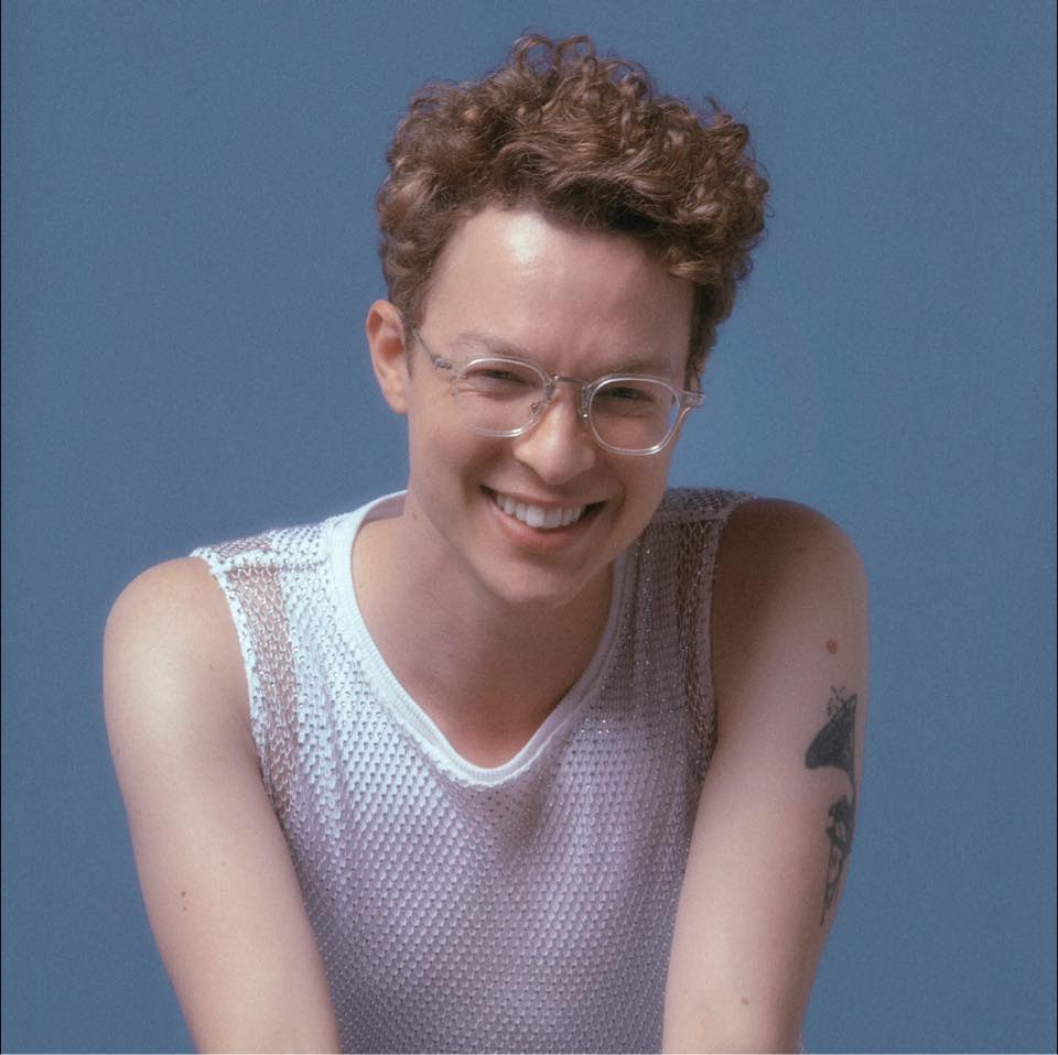 Entrevista com Ayrton Montarroyos: “ninguém tem um trabalho tão extenso de música brasileira com tão pouca idade como eu&nbsp;tenho”